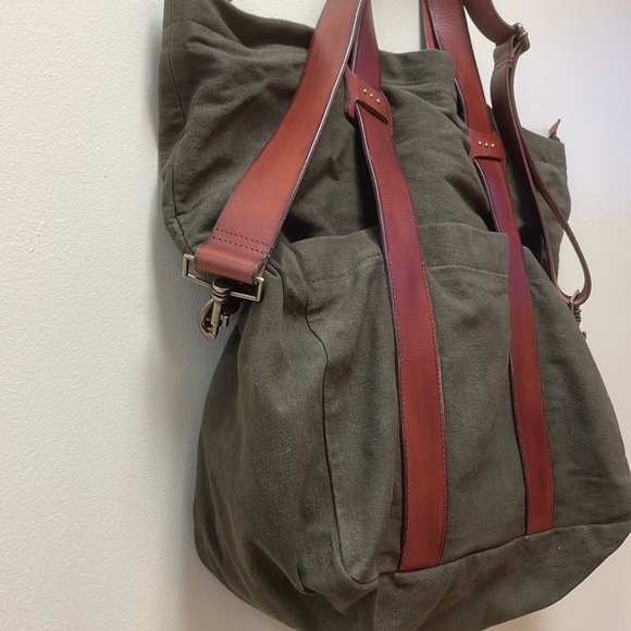 New We The Free Long Weekend Bag!!🔥🔥🔥 - Picture 12 of 16